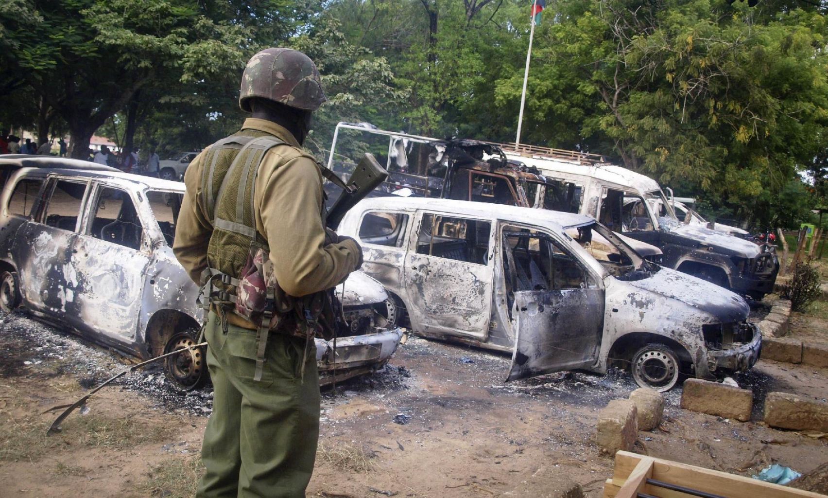 Extremists kill 48 non muslims  in Kenya attack