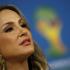 Fifa impede Claudia Leitte de posar com camisa do Barça