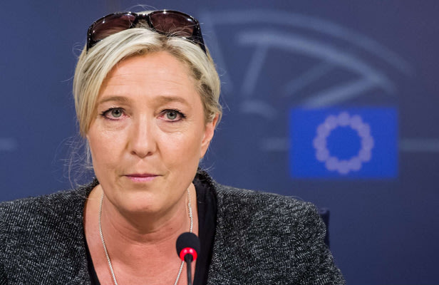 Marine Le Pen, lors d'une conférence de presse au Parlement européen, le 28 mai 2014., Geert Vanden Wijngaert/AP/SIPA
