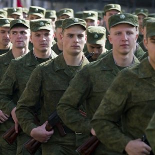 俄羅斯總統普丁已簽署一項法案，允許會講俄語的外籍人士可以進入俄羅斯軍隊服役，至少可服5年役期。〈photo by 維基百科〉