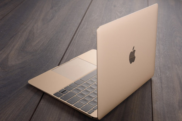 12吋绝美极简纸片机 Apple MacBook 动手玩 -