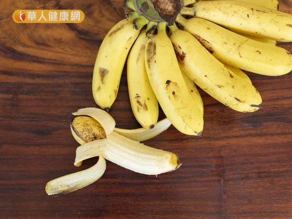 口味香甜的香蕉，含有豐富的鉀離子，可預防運動員抽筋，也能幫一般上班族對抗水腫型肥胖。