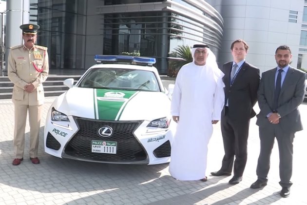 Dubai-Lexus.jpg