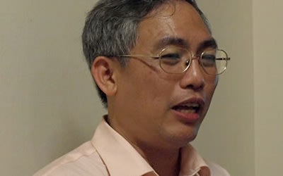 Goh Meng Seng steps down from his post as secretary general of the National Solidarity Party - 400yahoo_gohmengseng