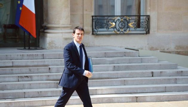 Manuel Valls à la sortie du Conseil des ministres, mercredi dernier. / Clément Mahoudeau