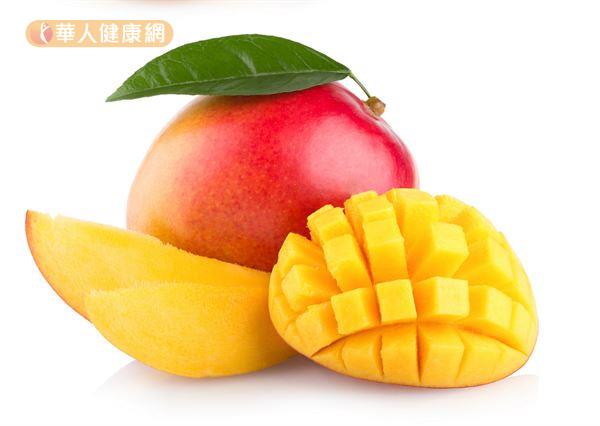 芒果香甜多汁，也含有多酚和抗氧化物，適量食用有益健康。