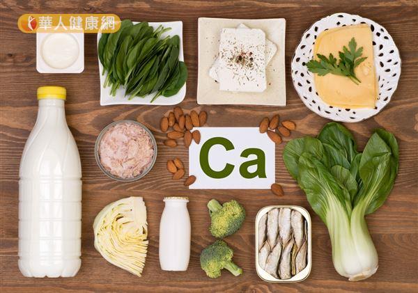 補鈣不能過度迷信「高鈣食物排行榜」，還需想辦法提高鈣質吸收率和利用率。