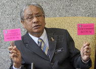 Hasan Malek evades media over RM32 million Bank Rakyat loan scandal