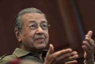 Dr M bangkitkan soalan mengenai 1MDB