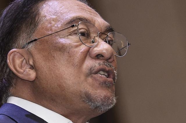 PKR president Datuk Seri Anwar Ibrahim said he considers himself to have been betrayed today. — Picture by Miera Zulyana